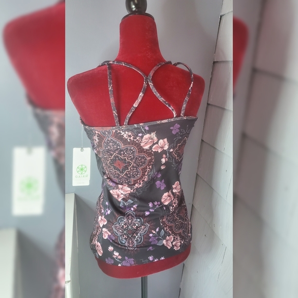 Gaiam bra work out tank sleeveless - Picture 3 of 8